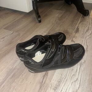 Shimano Black and Gray Cycling Shoes